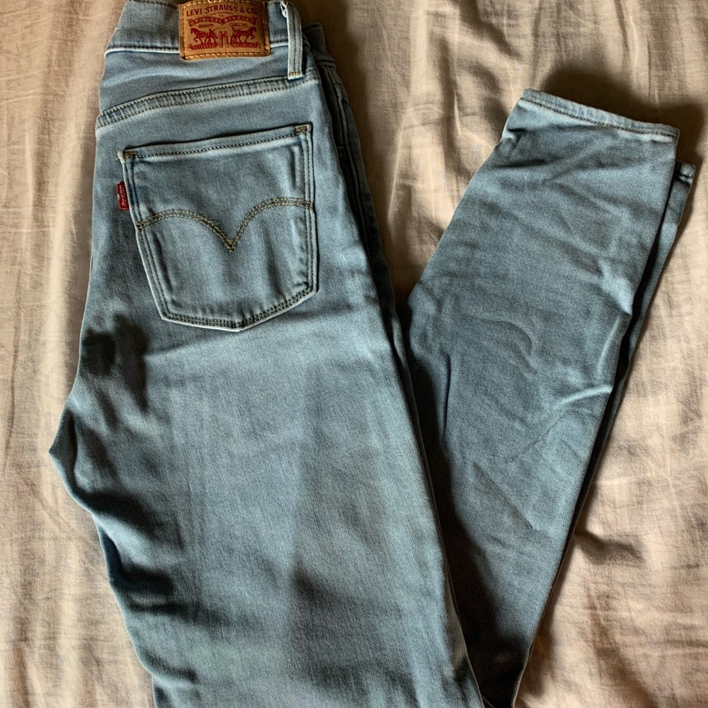 Levi’s High Rise Jeggings/Jeans
